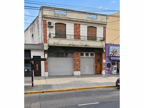 Local en venta: Avenida Emilio Castro 7300, Liniers