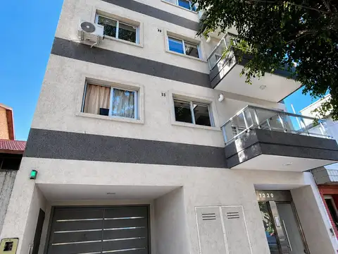 Departamento en venta: Caaguazú 7200, Mataderos