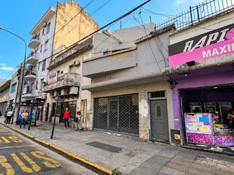 Local en alquiler: Avenida Rivadavia 11000, Liniers